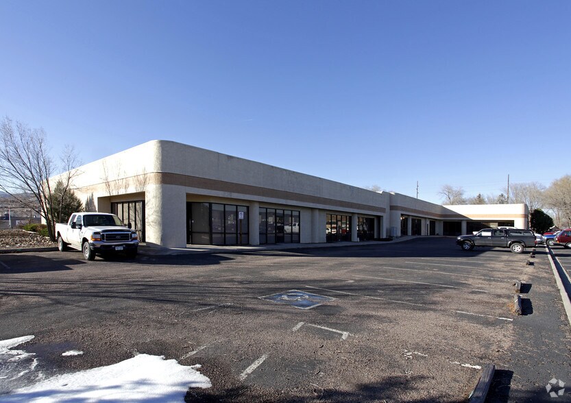 More Photos Of 140-155 Talamine Ct, Colorado Springs Distribution For Lease
