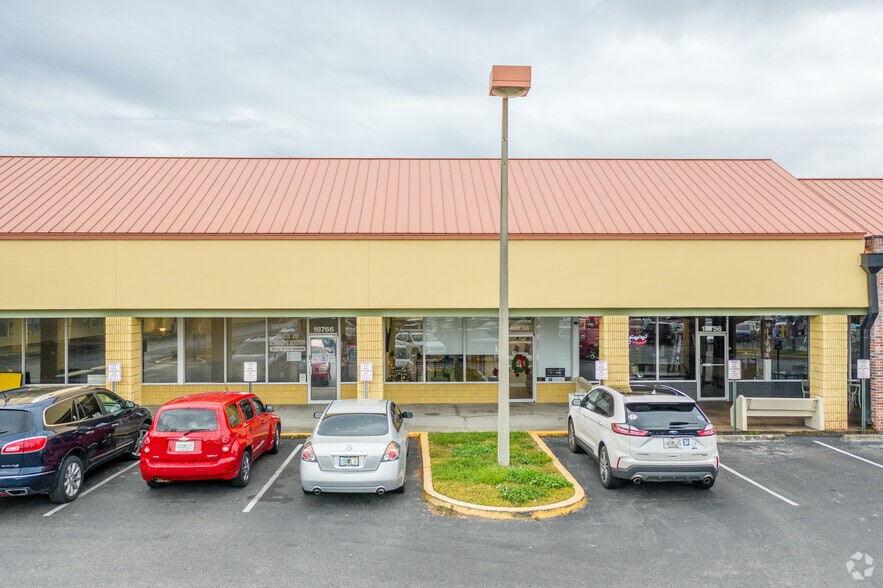 More Photos Of 18750-18870 Us Highway 441, Mount Dora Unknown For Lease