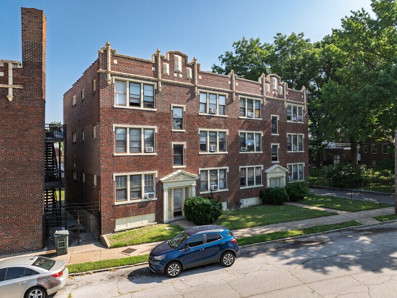 More Photos Of 4054 S Grand Blvd, Saint Louis Apartments For Sale