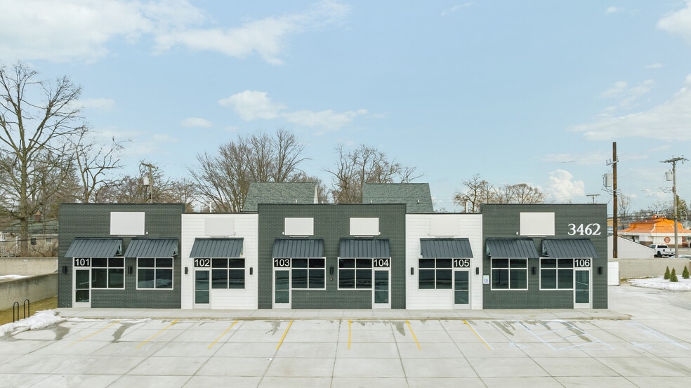 More Photos Of 3462 Greenfield rd, Berkley Medical For Lease
