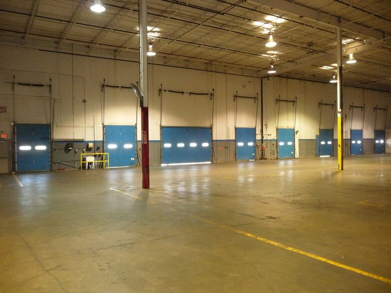 More Photos Of 1224 Isley Dr, Gastonia Manufacturing For Sale
