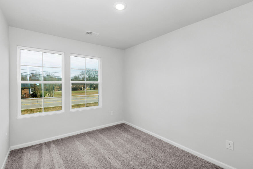 More Photos Of , Pendleton Multifamily For Sale