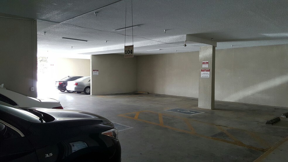 More Photos Of 1016 E Broadway, Glendale Office For Lease