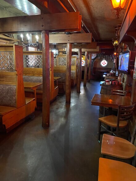 More Photos Of 500 W F St, Casper Restaurant For Sale