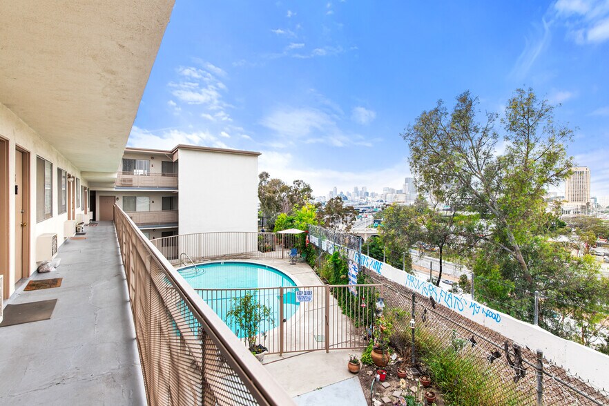 More Photos Of 571 Fairview Ave, Los Angeles Apartments For Sale
