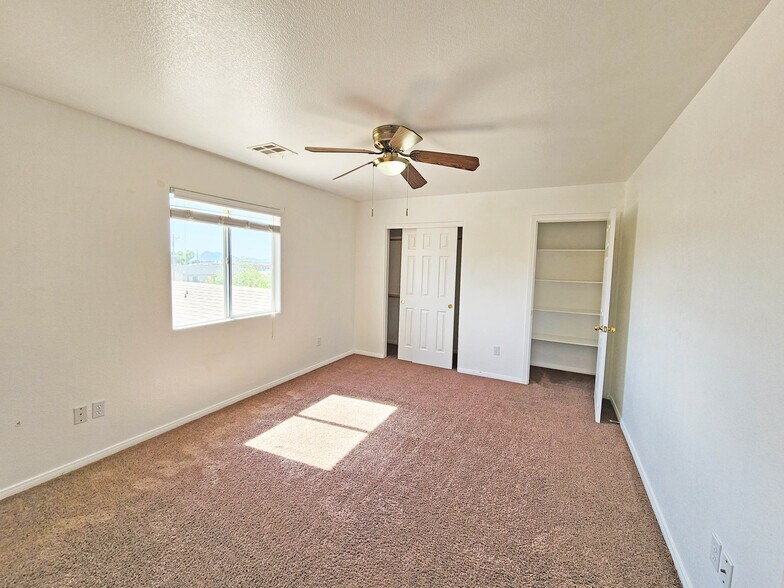 More Photos Of 1951 Teepee Rd, Pahrump Apartments For Sale