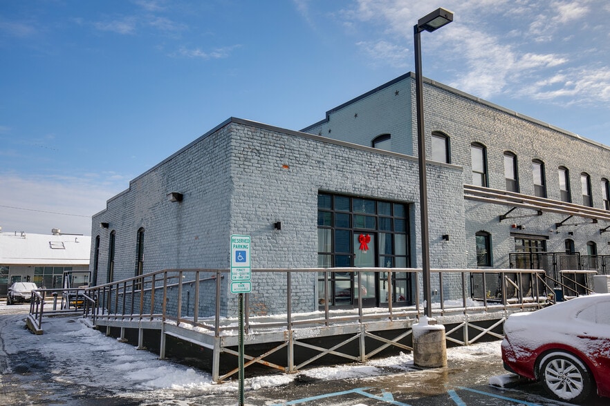 More Photos Of 601 Stockton St, Richmond Apartments For Sale