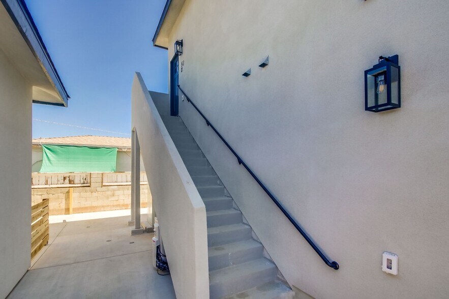 More Photos Of 752 1/2 W 9th Ave, Escondido Apartments For Sale