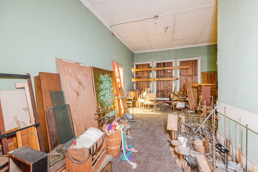 More Photos Of 217 W Lamar St, Americus General Retail For Sale