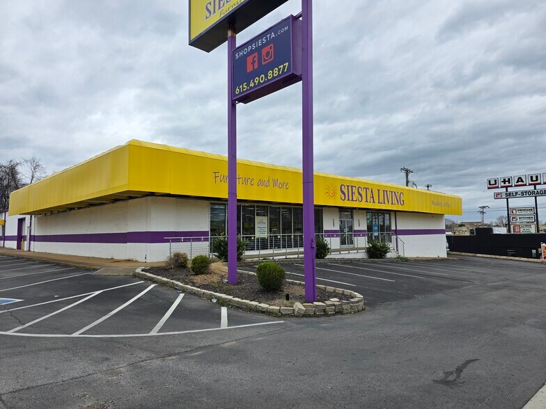 More Photos Of 1028 Gallatin Pike S, Madison Freestanding For Lease