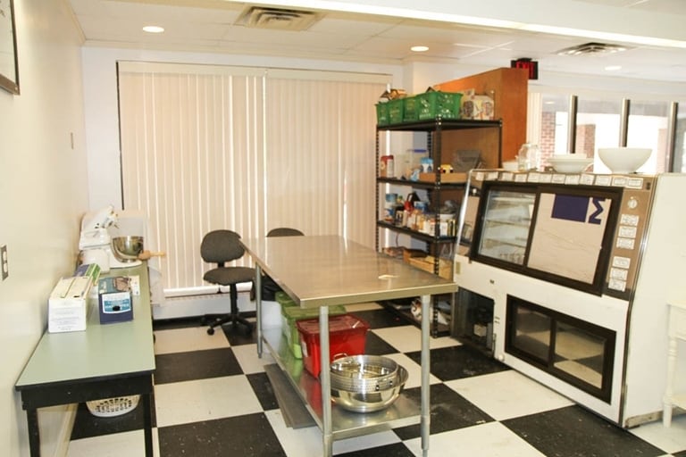 More Photos Of 1356 Washington St, Bath Storefront Retail Office For Lease