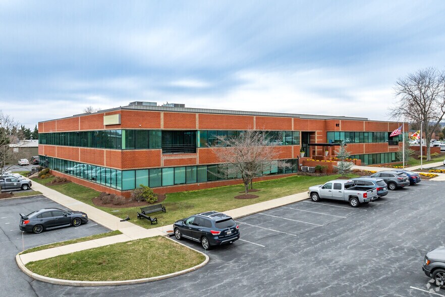 More Photos Of 92 Thomas Johnson Dr, Frederick Office For Lease
