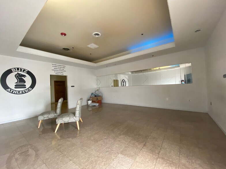 More Photos Of 600-636 Washington Ave, Philadelphia Storefront For Lease