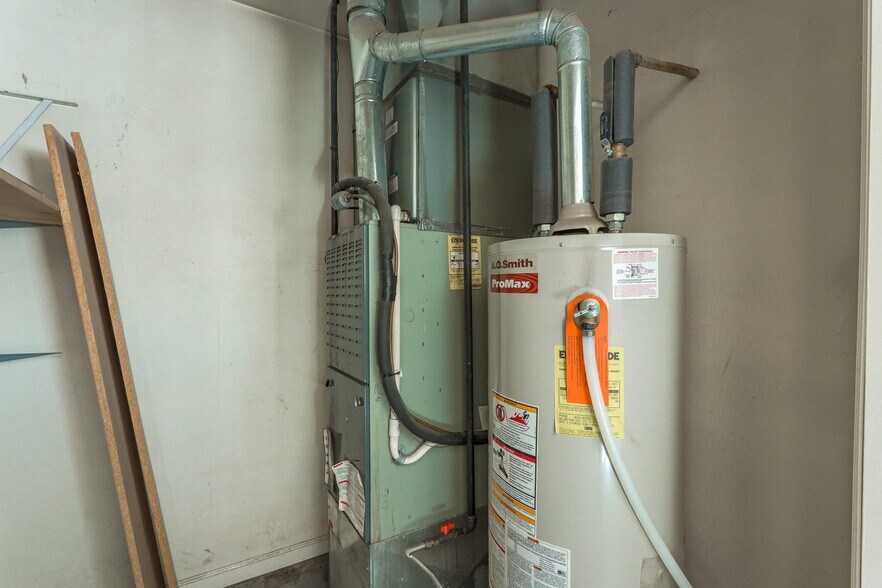 More Photos Of 24980 County Road 18.3, Trinidad Warehouse For Sale