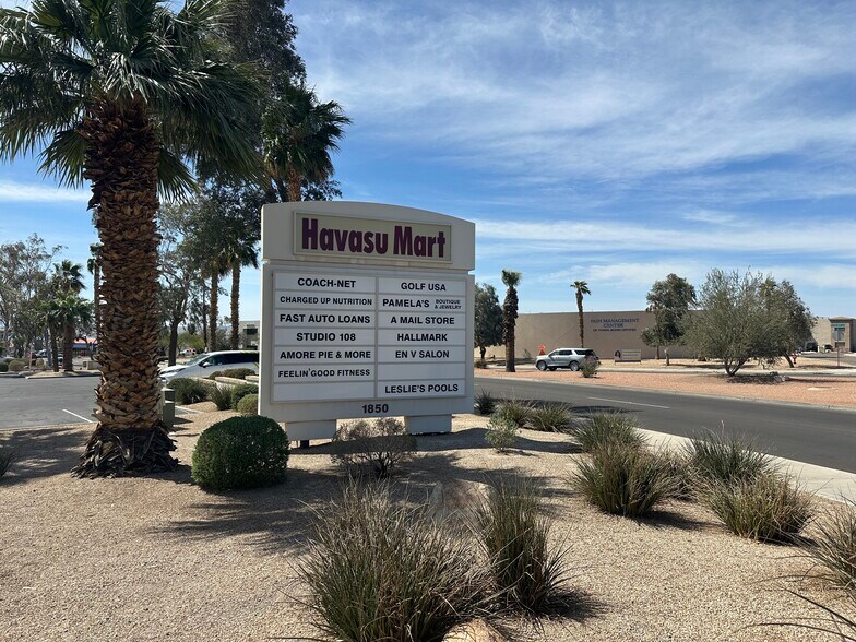 More Photos Of 1850-1870 Mcculloch Blvd N, Lake Havasu City General Retail For Sale