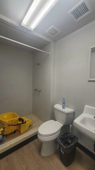 More Photos Of 1246 W Tee St, Casa Grande Contractor Storage Yard For Lease