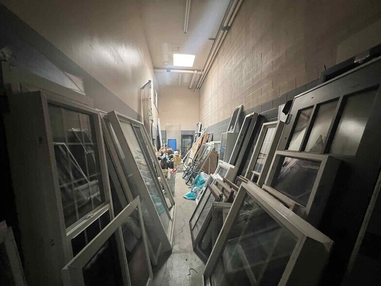 More Photos Of 256 24th St, Ogden Freestanding For Lease