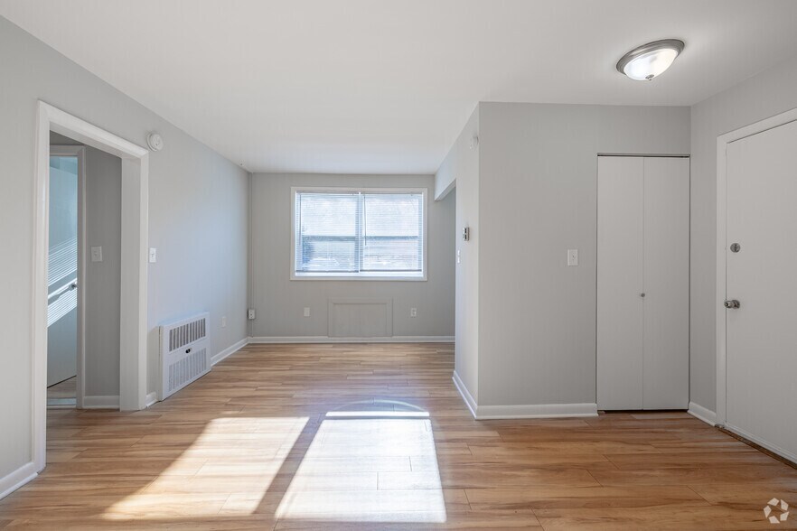 More Photos Of 707 Nottingham Rd, Baltimore Apartments For Sale