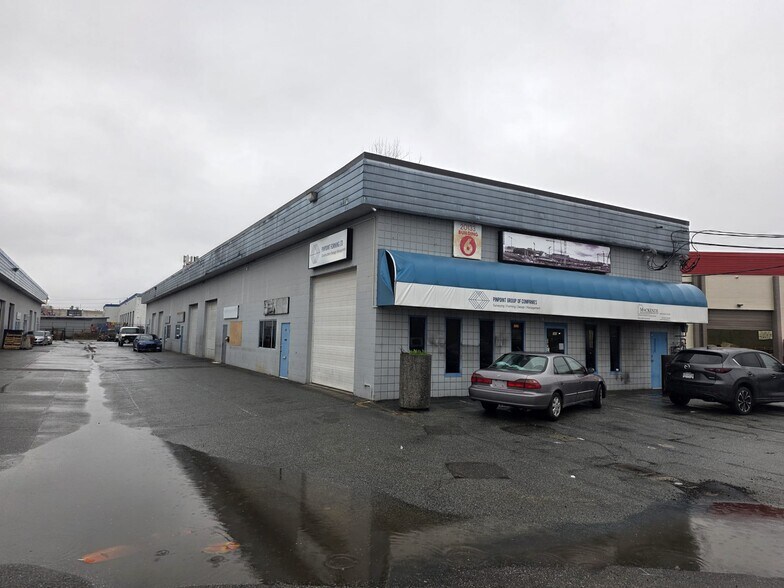 More Photos Of 20131-20133 Industrial Ave, Langley Warehouse For Lease
