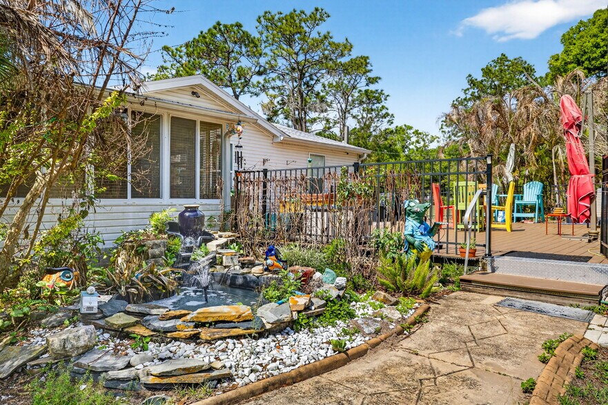 More Photos Of 3308 24th Ave SE, Ruskin Specialty For Sale