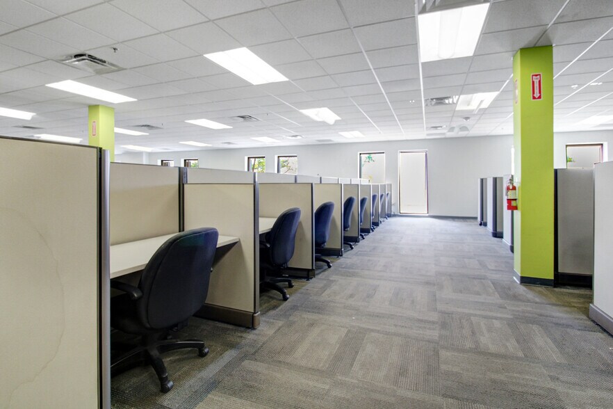 More Photos Of 895 SW 30th Ave, Pompano Beach Office For Lease