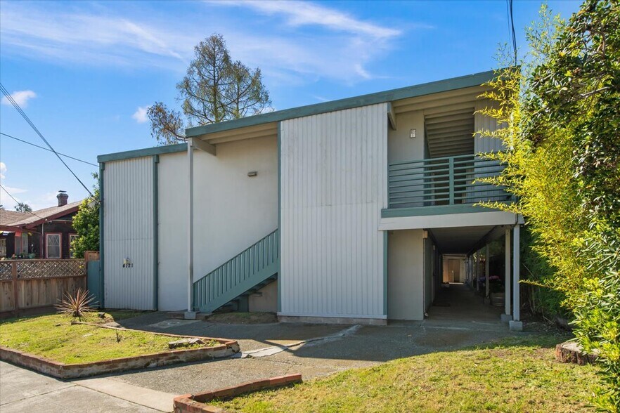More Photos Of 4121 Opal St, Oakland Apartments For Sale
