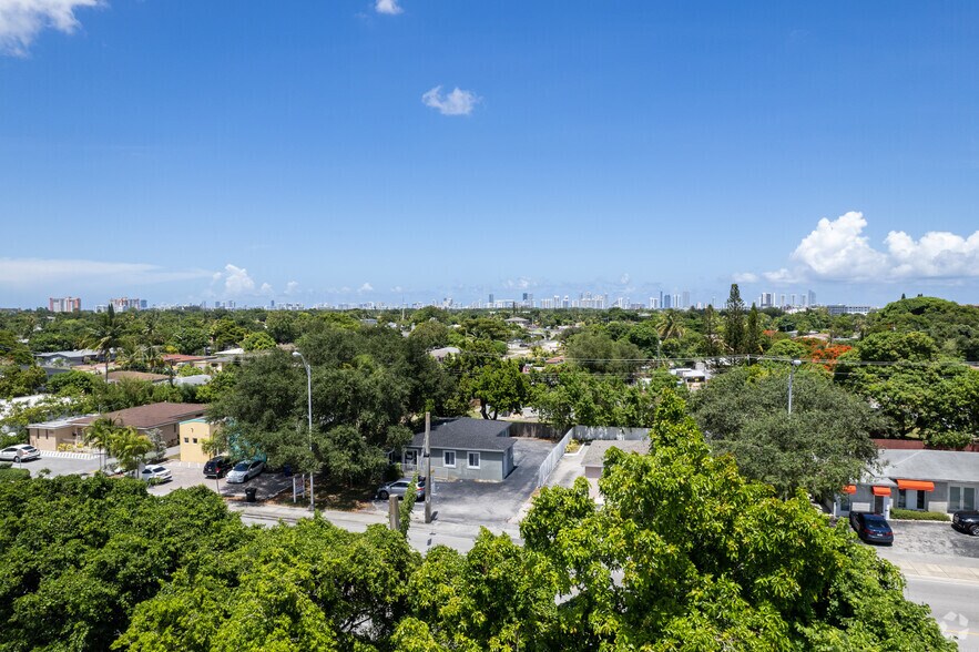 More Photos Of 17021 NE 6th Ave, North Miami Beach Medical For Sale