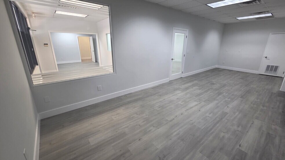 More Photos Of 7100 W Commercial Blvd, Lauderhill Unknown For Lease