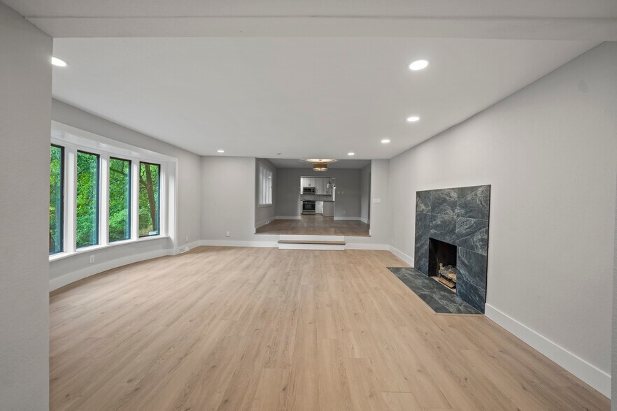 More Photos Of 6020 Weems Rd, Knoxville Specialty For Sale