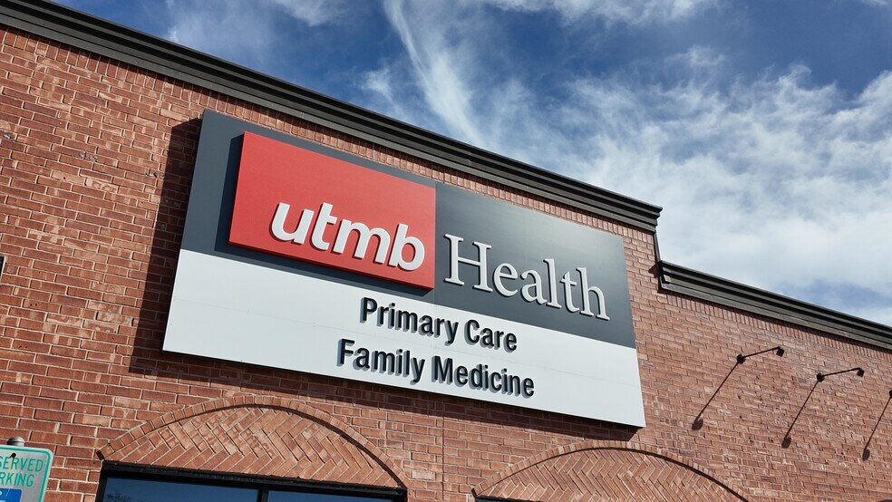 More Photos Of 2401 FM 646, Dickinson Medical For Sale