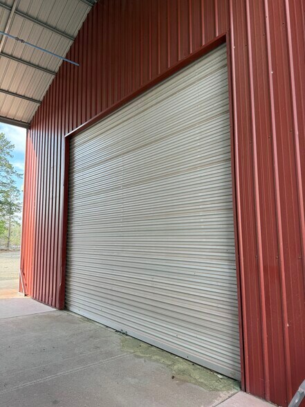 More Photos Of 16013 W Sardis Rd, Bauxite Industrial For Sale