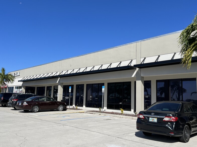 More Photos Of 447 Cape Coral Pky E, Cape Coral Storefront Retail Office For Lease