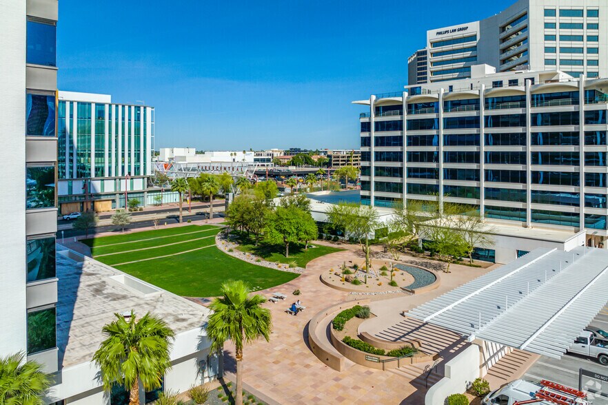 More Photos Of 3003 N Central Ave, Phoenix Office For Lease