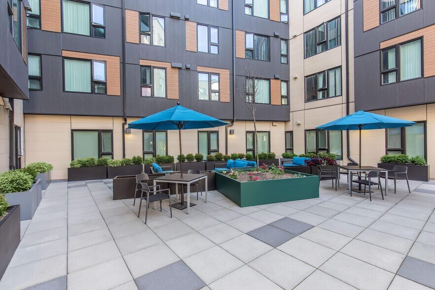 More Photos Of 15300 33rd Ave S, Seatac Apartments For Lease
