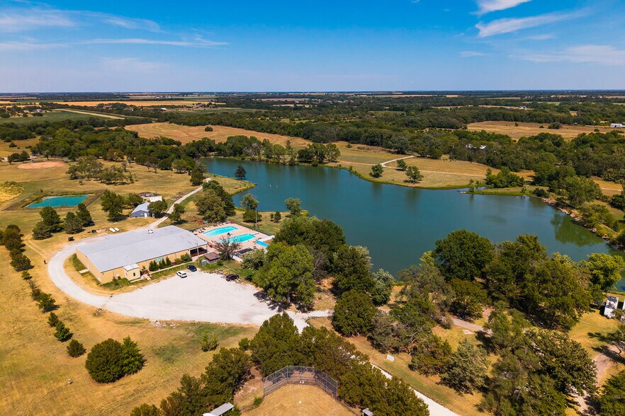 More Photos Of 2206 E 101st St N, Valley Center Specialty For Sale