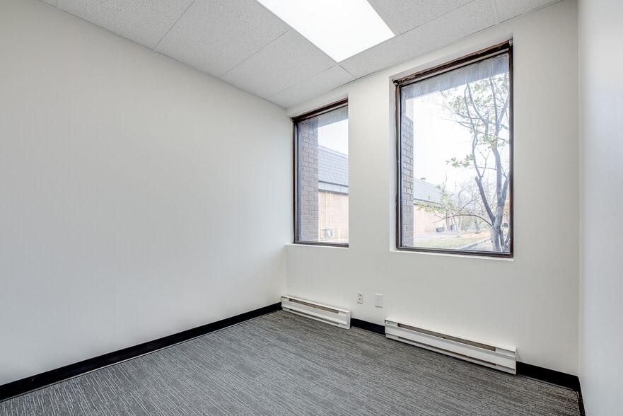 More Photos Of 3328 McCarthy Rd, Ottawa Medical For Lease