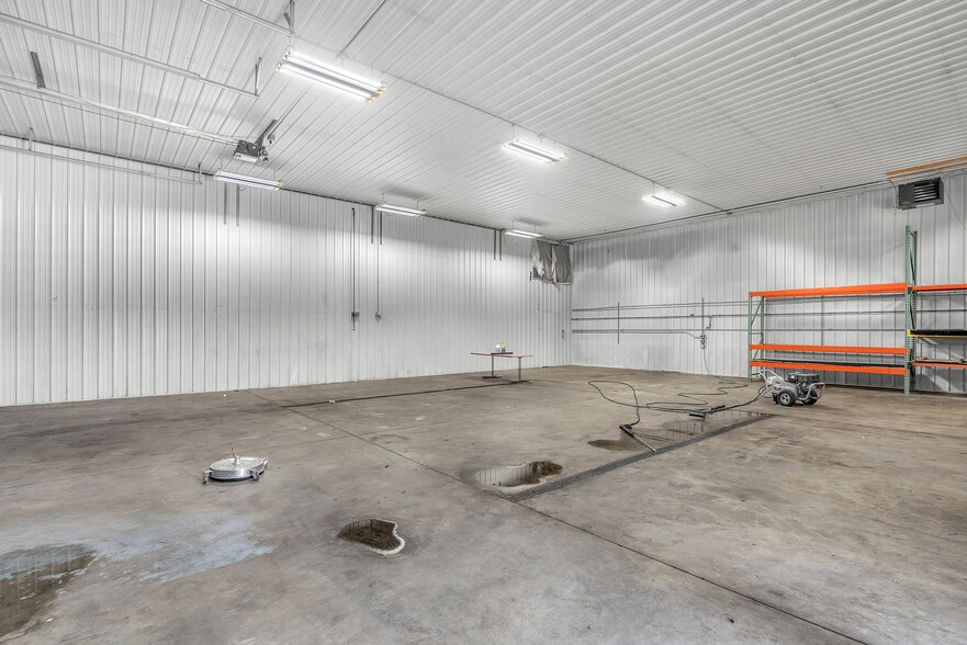 More Photos Of , Elkhart Unknown For Sale