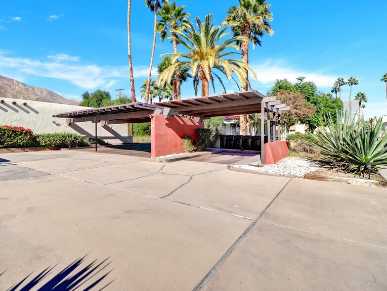 More Photos Of 525 S Thornhill Rd, Palm Springs Apartments For Sale