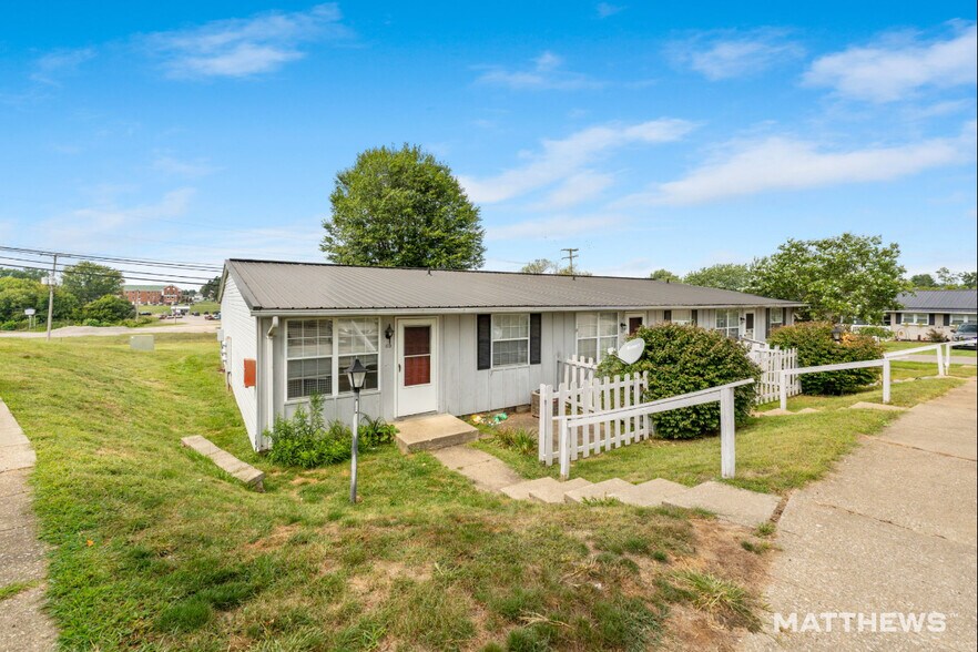 Primary Photo Of 625 Mill St, New Lexington Apartments For Sale