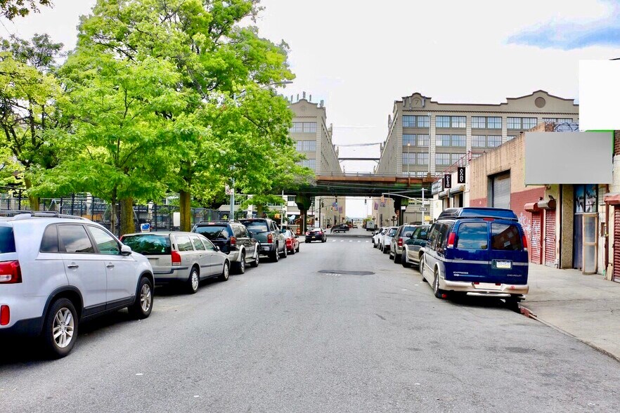 More Photos Of 145 34th St, Brooklyn Industrial For Sale