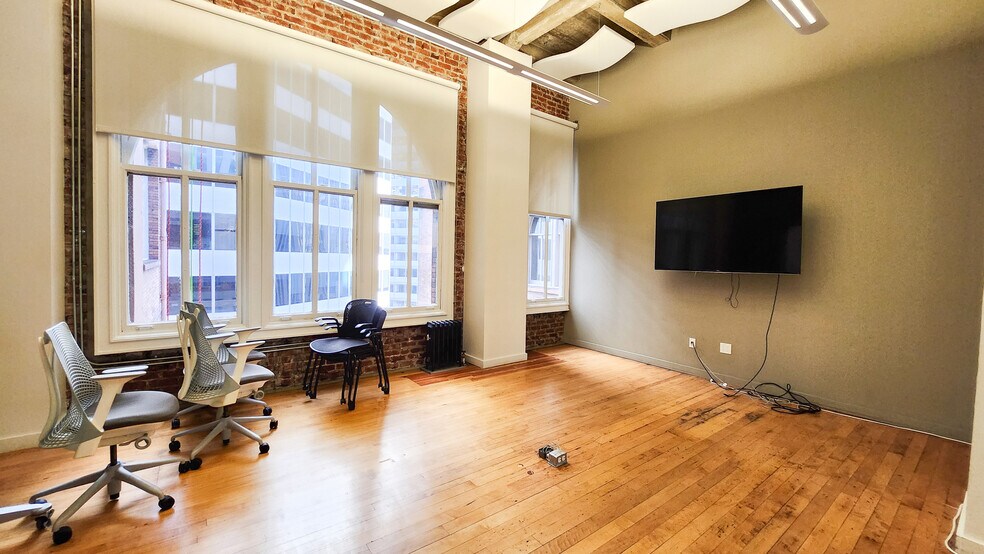 More Photos Of 18-22 Battery St, San Francisco Office For Lease