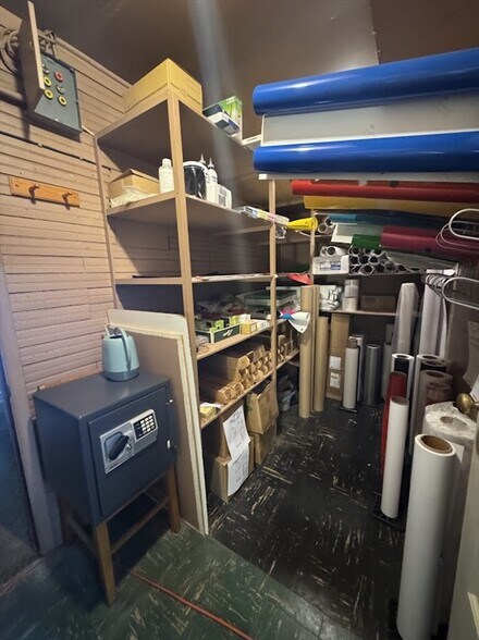 More Photos Of 51 S Rubey St, Macon General Retail For Sale
