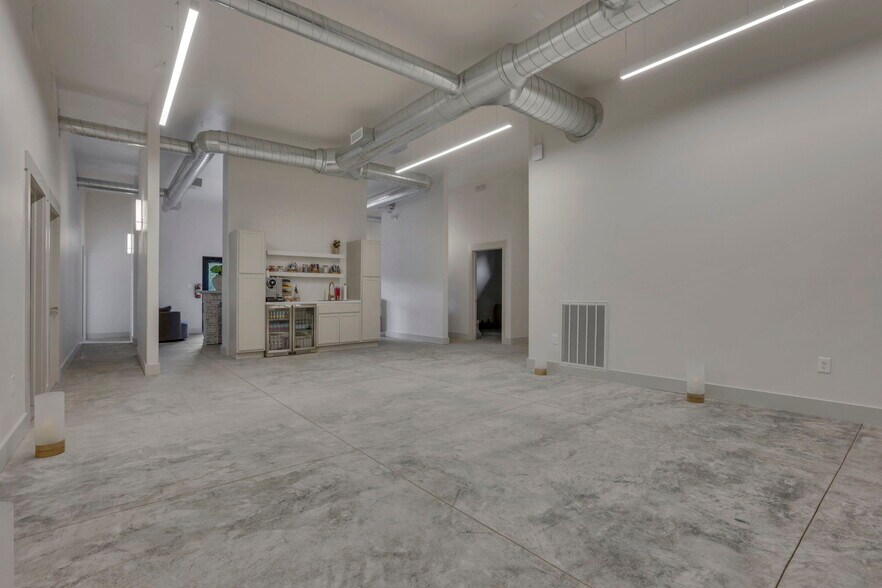 More Photos Of 5122 Morse Rd, Columbus Medical For Lease