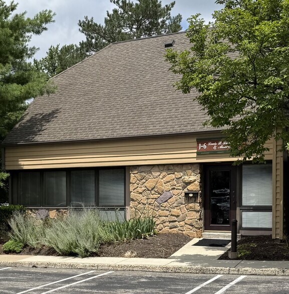 More Photos Of 1000 Germantown Pike, Plymouth Meeting Loft Creative Space For Sale