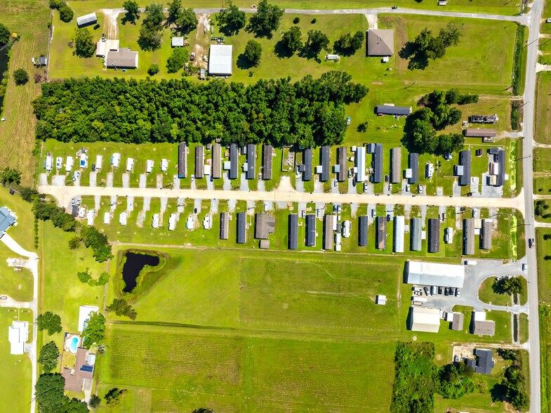 More Photos Of 346 Bayou Blue Bypass Ln, Gray Manufactured Housing Mobile Home Park For Sale