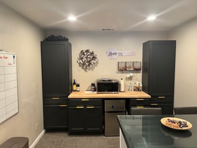 More Photos Of 1919 Grand Canal Blvd, Stockton Office For Sale