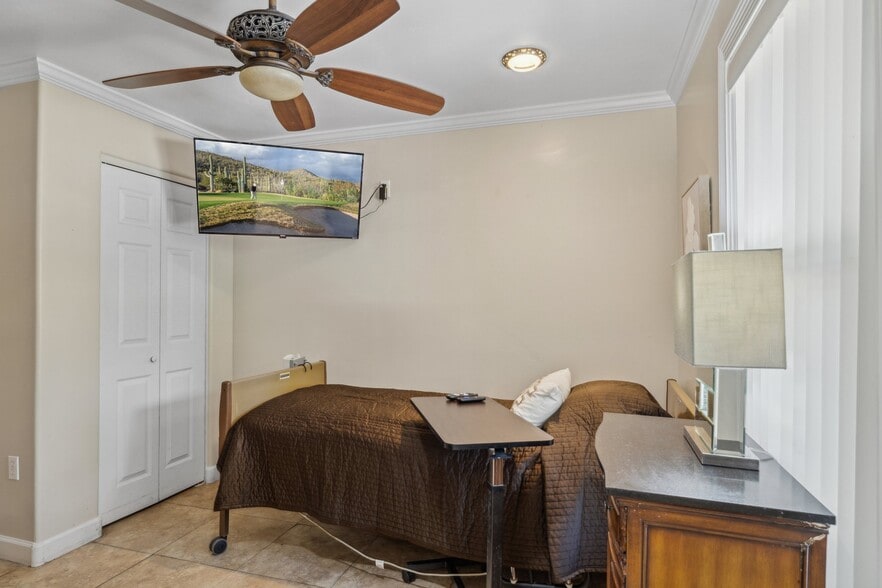 More Photos Of 3827 E Oak St, Phoenix Assisted Living For Sale