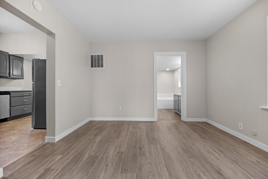 More Photos Of 1925 Lombard Ave, Everett Multifamily For Sale