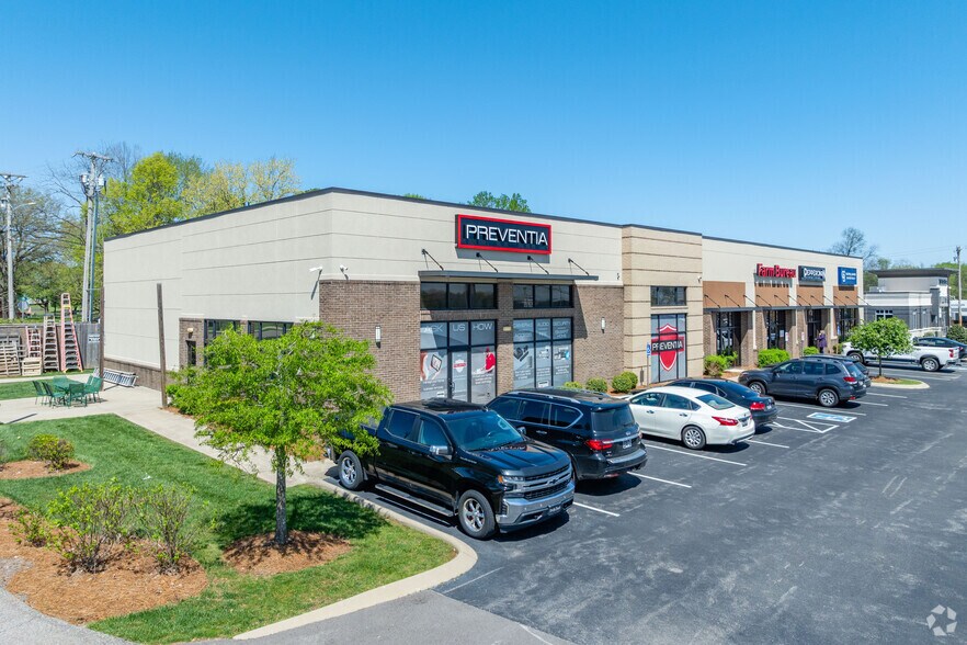 More Photos Of 2563 Nashville Hwy, Columbia Storefront Retail Office For Lease