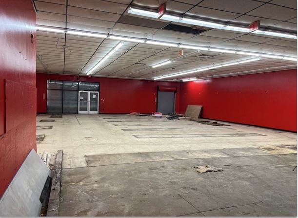 More Photos Of 4900 Kennedy Blvd W, West New York General Retail For Lease